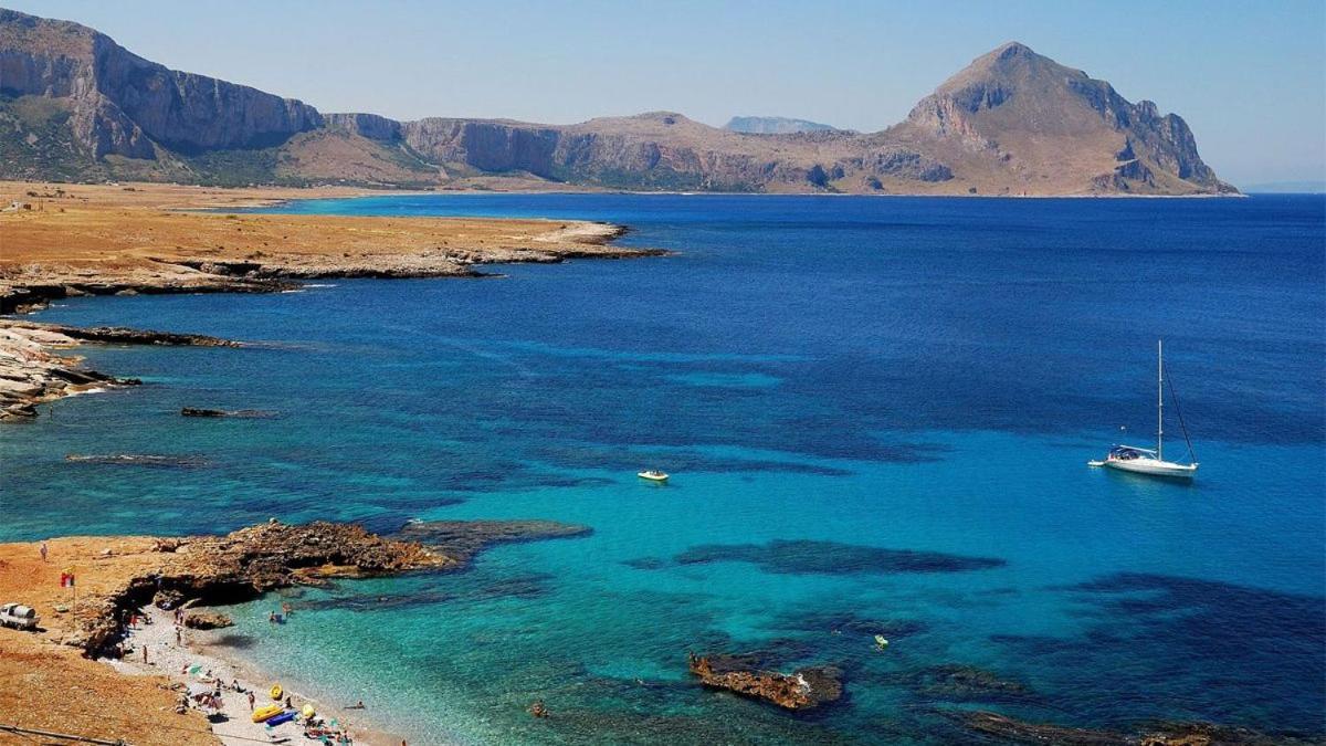Brezza Salina Panzió Torre Nubia Kültér fotó